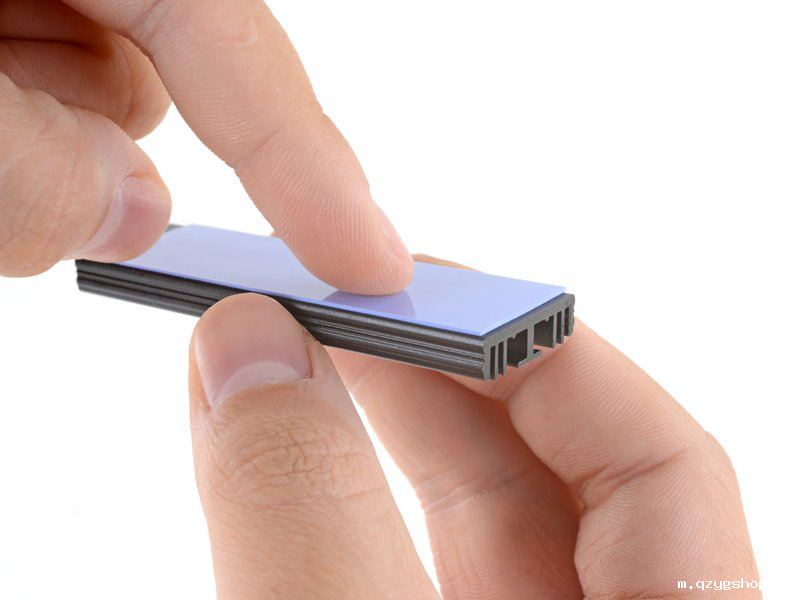 轻轻按压米兰app官方网站