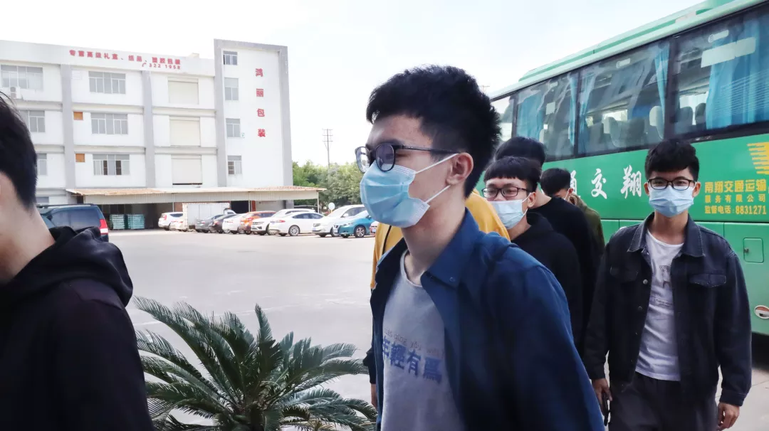 河源职业技术学院高分子材料专业老师及学生到米兰体育app在线下载河源工厂实地参观学习 河源职业技术学院高分子材料专业老师及学生到米兰体育app在线下载河源工厂实地参观学习